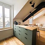 Appart Sur Les Toits De Paris - Marais Volta